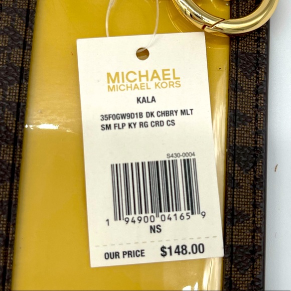 Michael Kors Small Flap Key Ring Card Case - Picture 5 of 5